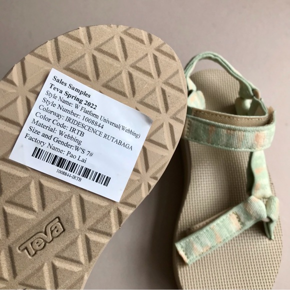 Last Chance! TEVA Sandals Women S-7 Flatform Universal Platform NEW in Box - Picture 3 of 6